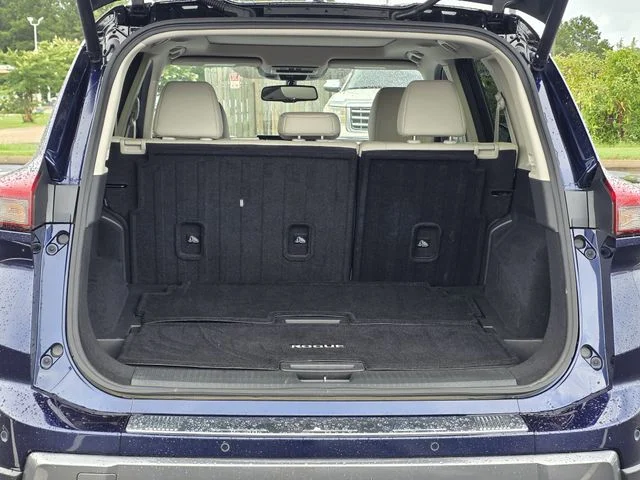 Certified Used 2024 Blu Blk Roof Nissan SL image 29