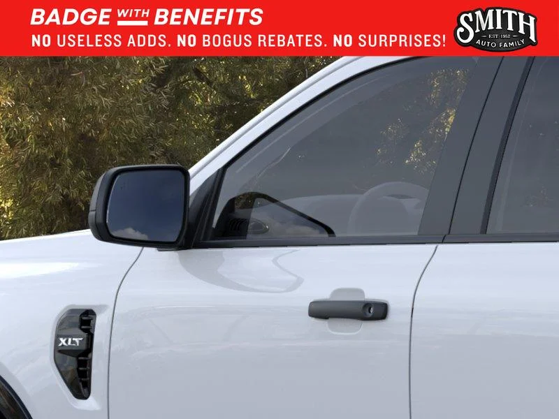 New 2025 Oxford White Ford XLT image 21