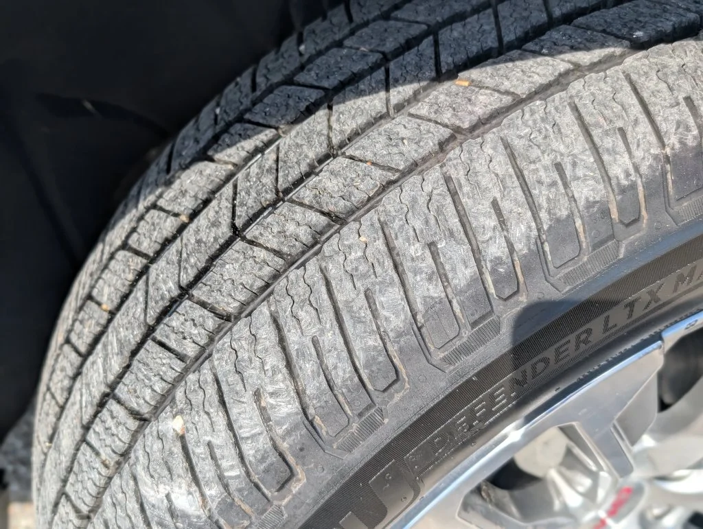 Used 2023 Green GMC Denali image 12