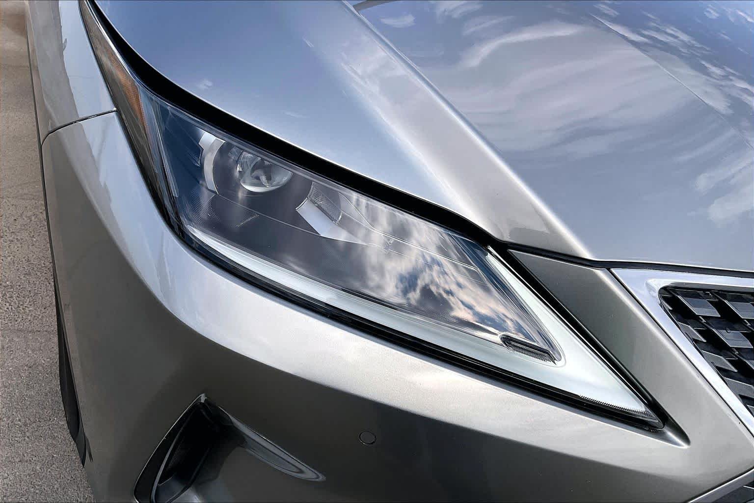 Used 2021 Atomic Silver Lexus  image 26
