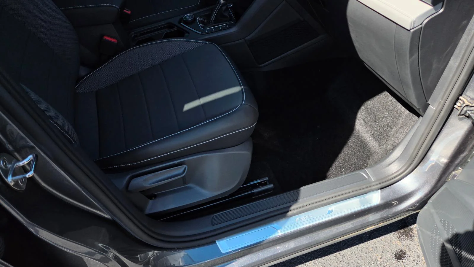 2024 Volkswagen Taos SE - Photo 51