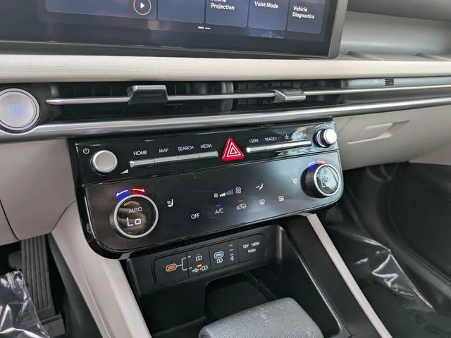 Used 2025 Gray Hyundai SEL image 23