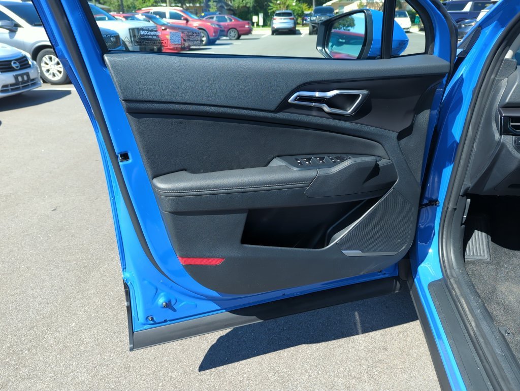 New 2027 Nebular Blue Kia EX image 18