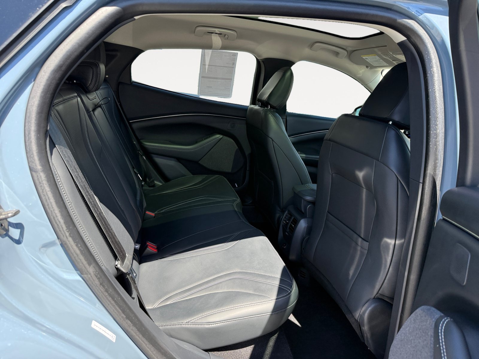 Used 2023 Vapor Blue Ford Premium image 18