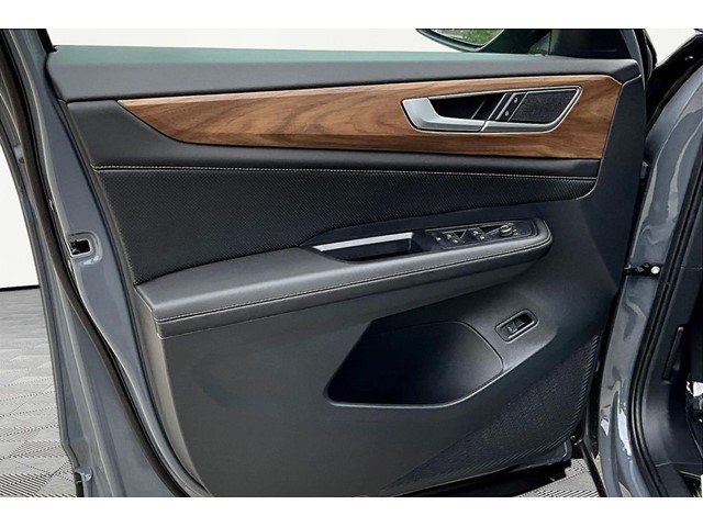 New 2026 Pure Gray Volkswagen 2.0T SE W/TECHNOLOGY image 21
