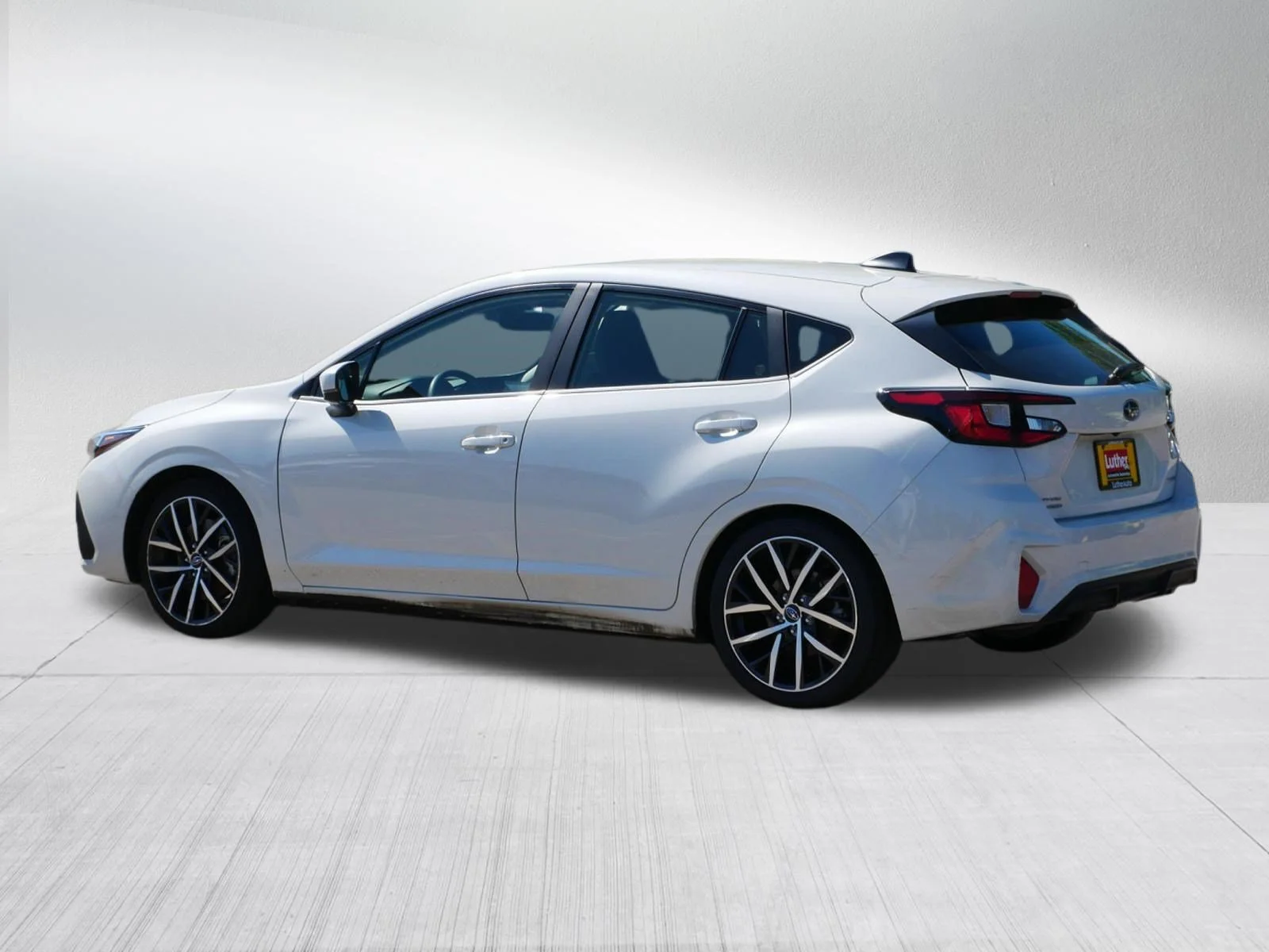 Used 2024 Crystal White Pearl Subaru Sport image 5