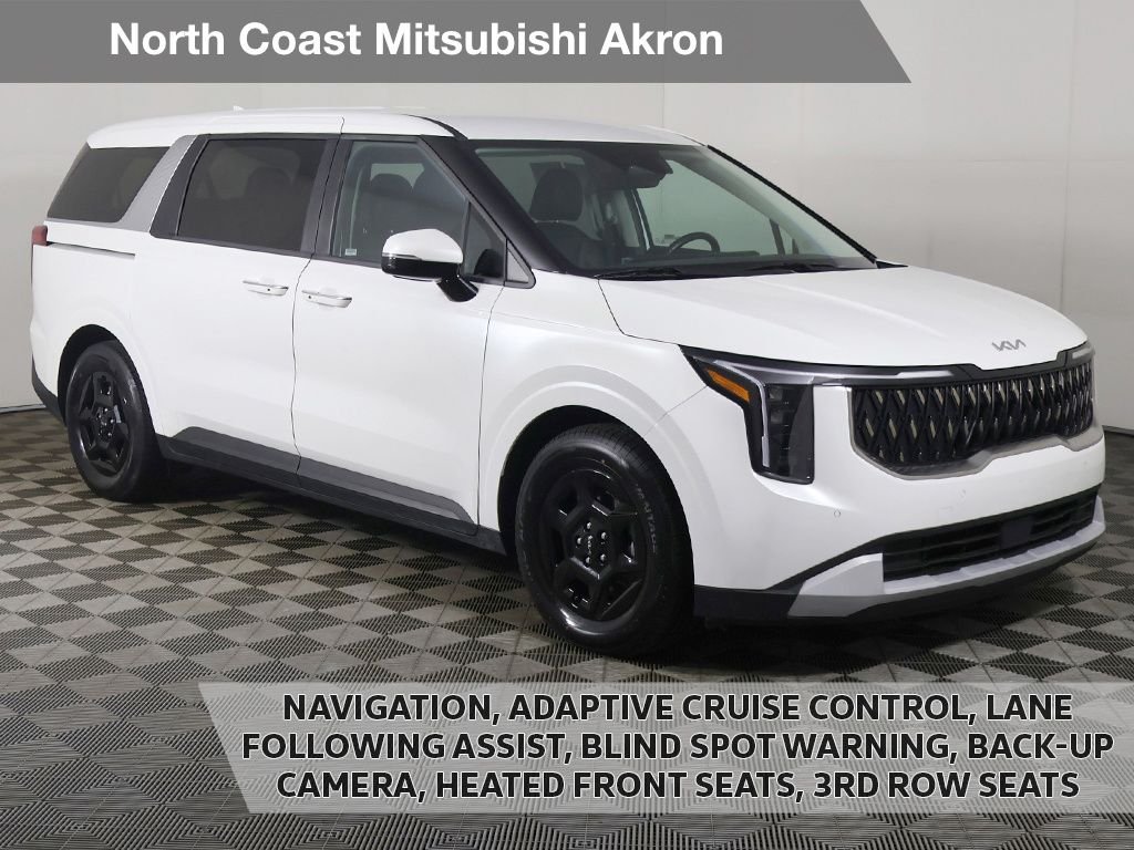 2025 Kia Sedona LXS's photo
