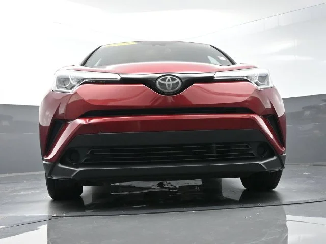 Used 2019 Red Toyota LE image 43