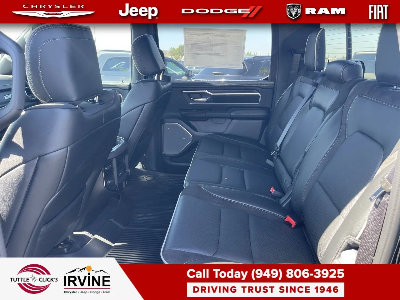 New 2027 Diamond Black Crystal Pearl-Coat Exterior Paint RAM Laramie image 24