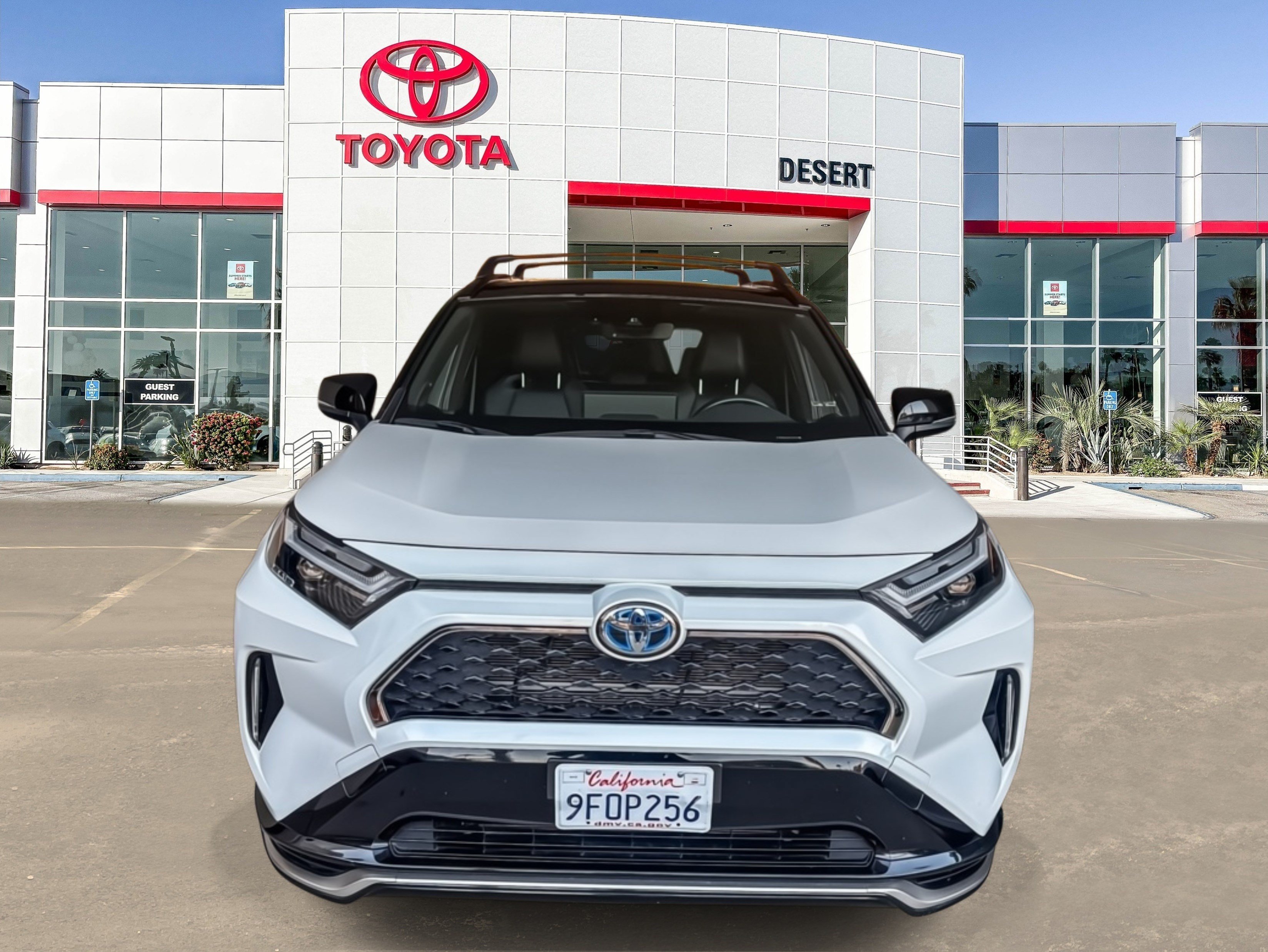Used 2023 Wind Chill Pearl/Midnight Black Metallic Toyota XSE image 2