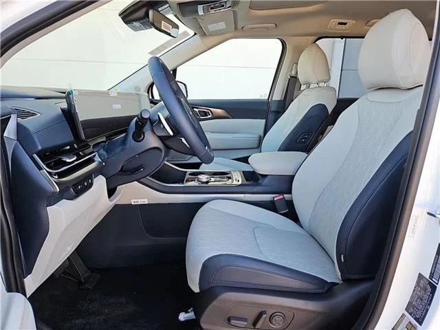 New 2026 Snow White KIA SX Passenger image 11