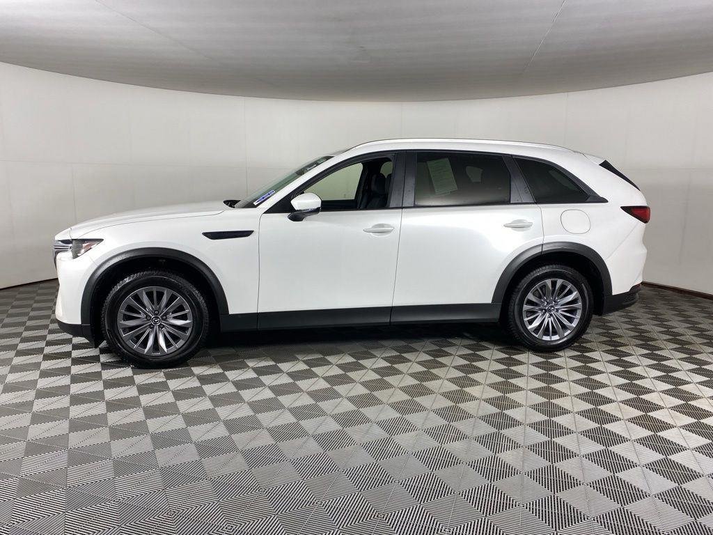 Used 2024 White Mazda 3.3 Turbo Select image 4