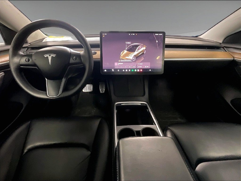 Used 2022 White Tesla Long Range image 21