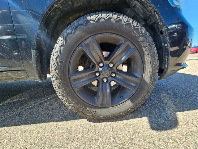 Used 2016 Brilliant Black Crystal Pearlcoat Ram Sport image 20