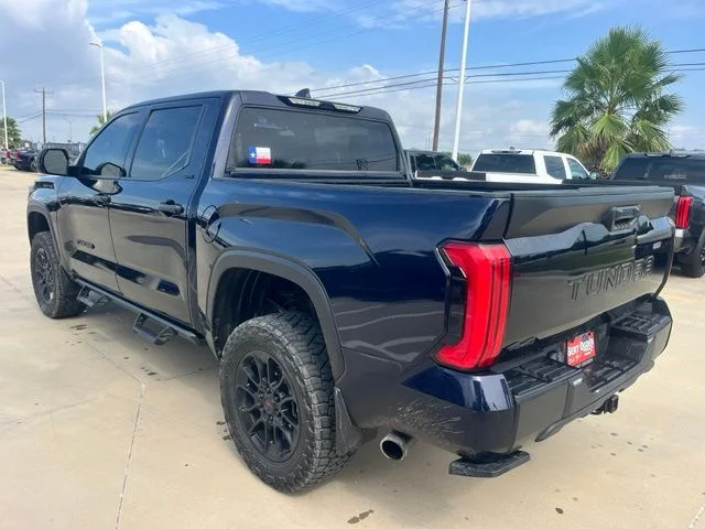 Used 2025  Toyota SR5 image 4
