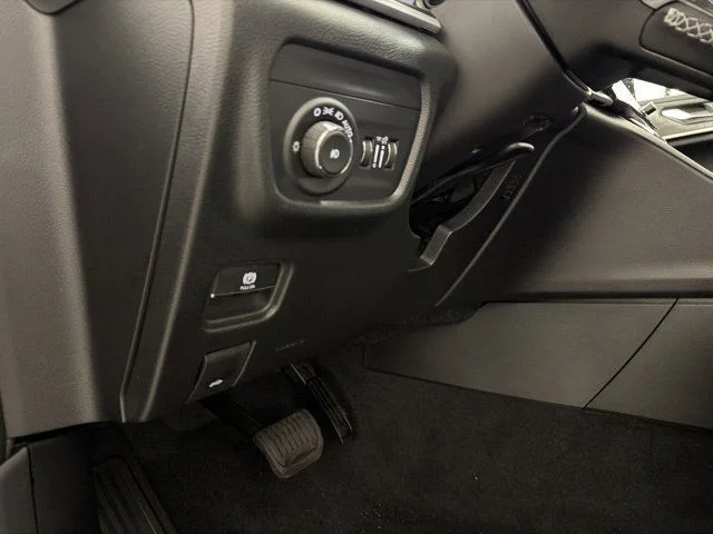 New 2026 Silver Jeep Limited image 17