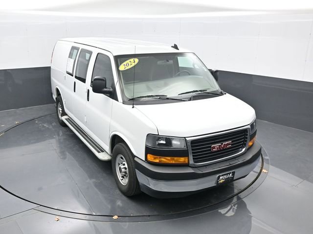 2024 GMC Savana 2500's photo