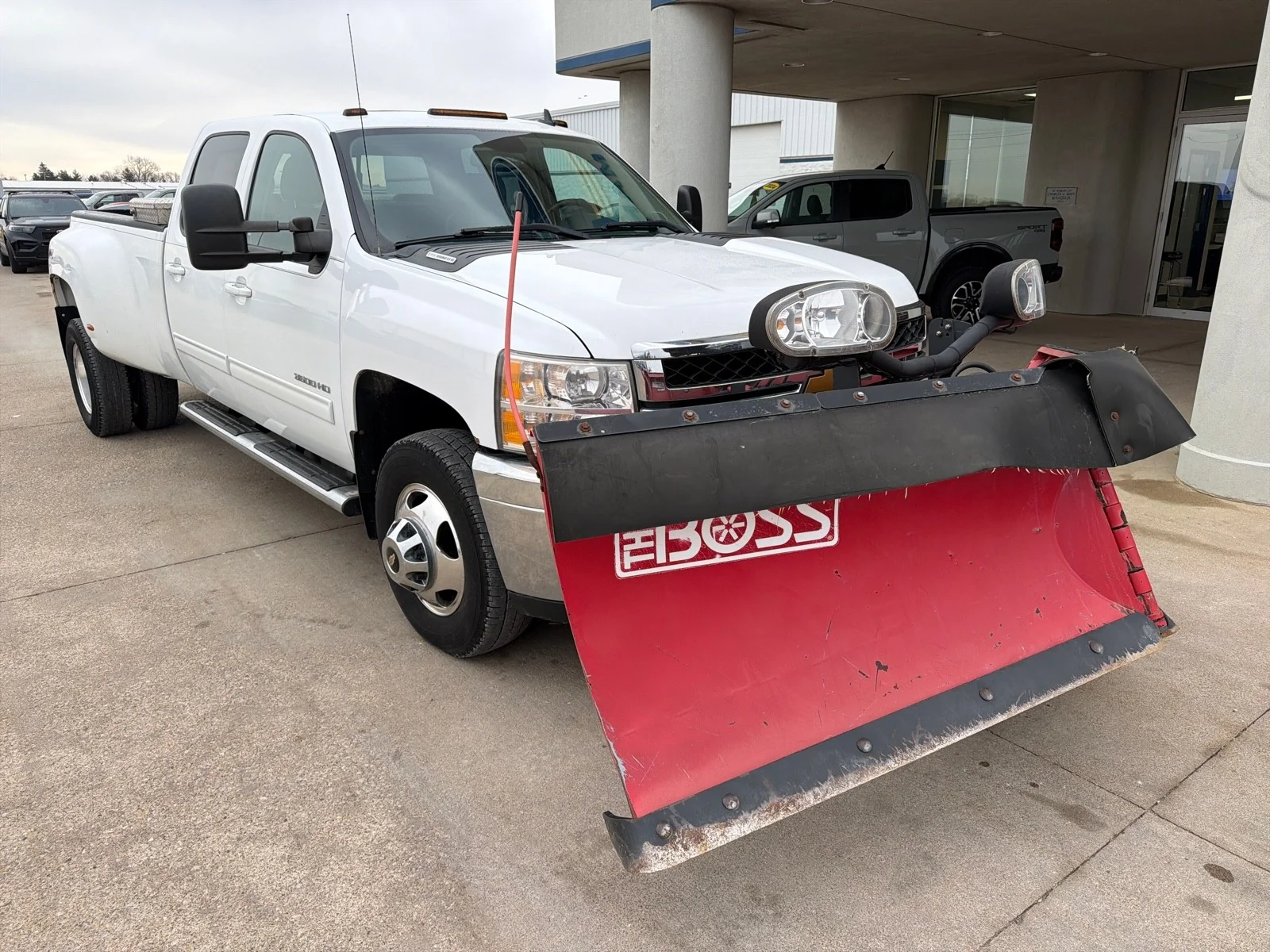 Used 2014 Summit White Chevrolet LTZ image 4