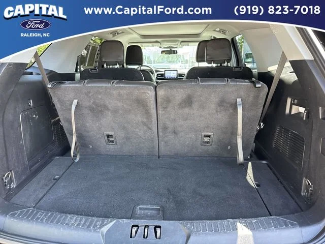 Used 2023 Black Ford XLT image 16