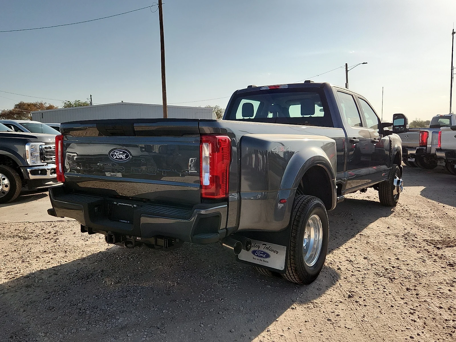 New 2027 Carbonized Gray Metallic Ford XL image 7