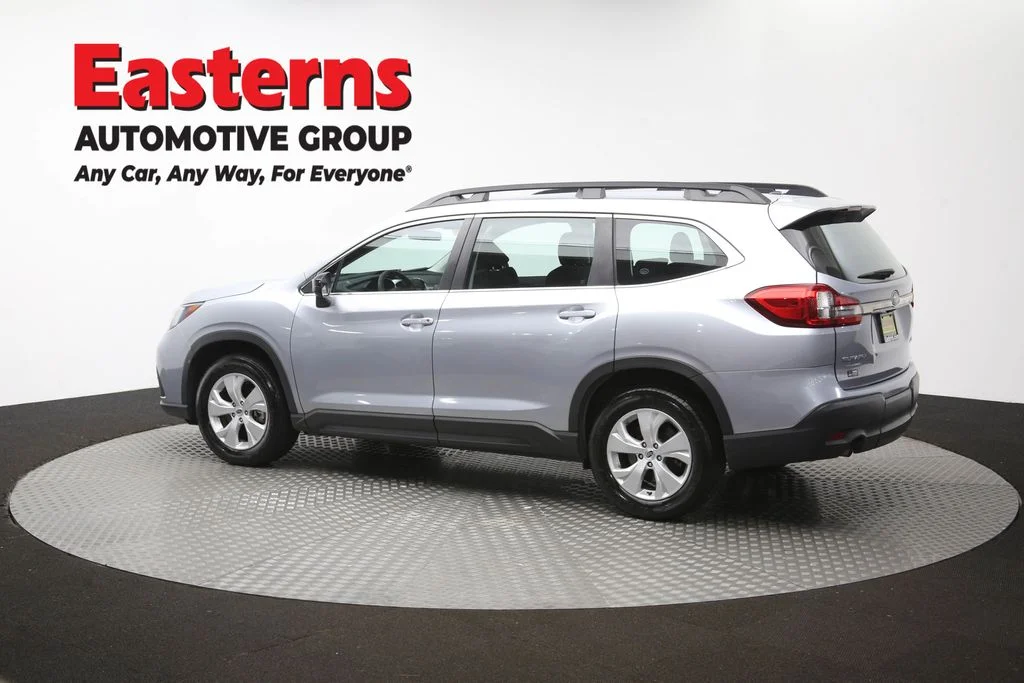 Used 2022 Silver Subaru Base image 61