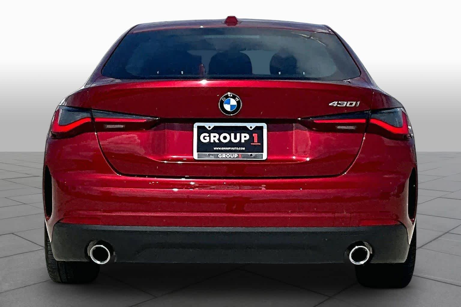 Used 2026 Vegas Red Metallic BMW 430i image 4