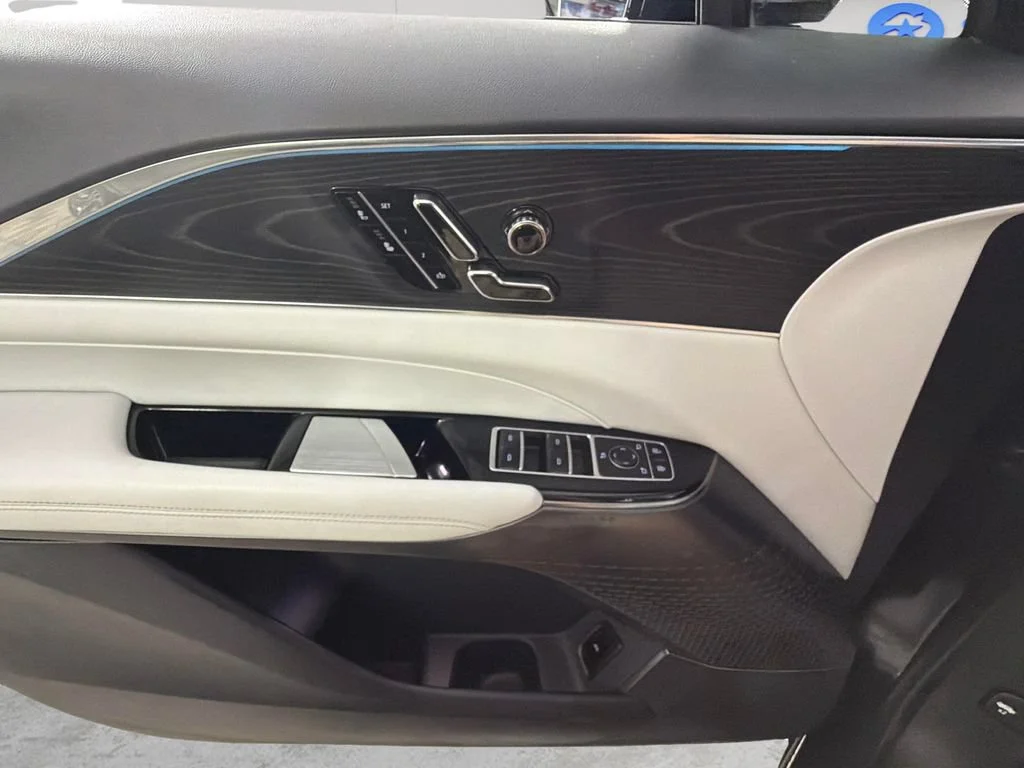 2024 Cadillac LYRIQ Sport 1 - Photo 27