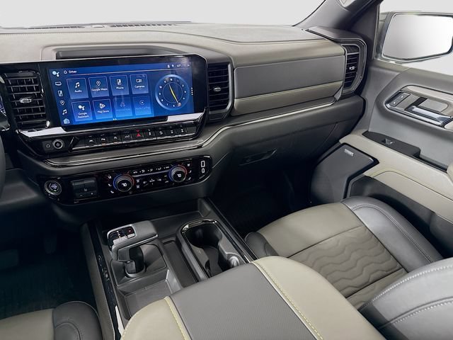 Used 2024 Summit White Chevrolet ZR2 image 24