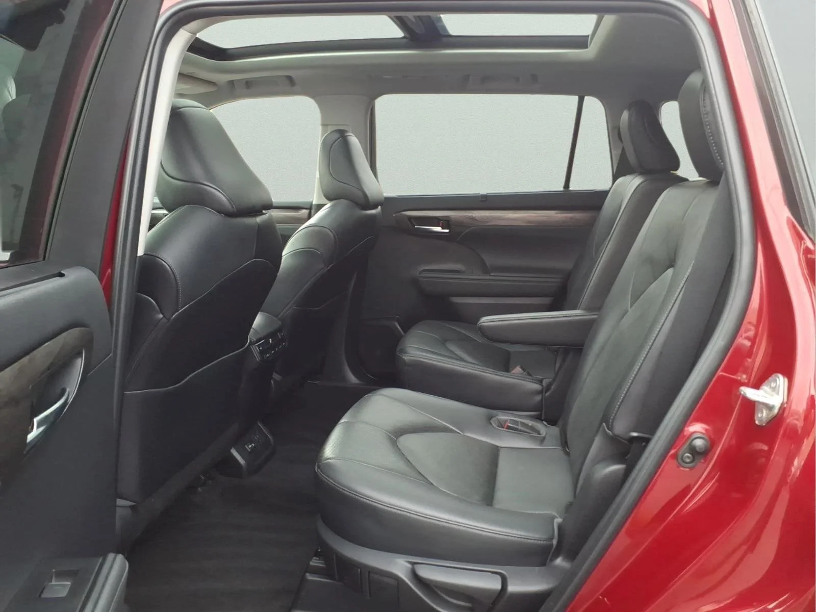 2023 Toyota Highlander Platinum - Photo 11