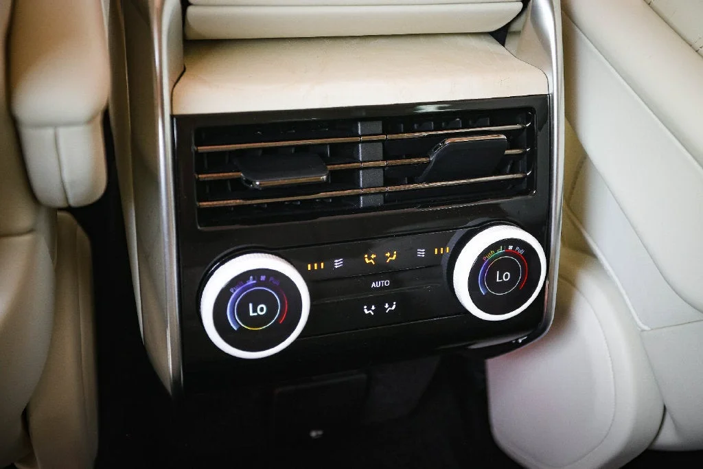 2023 Land Rover Range Rover SV - Photo 47