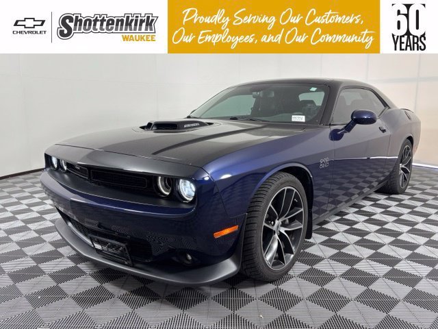 2017 Dodge Challenger 392 Hemi Scat Pack Shaker