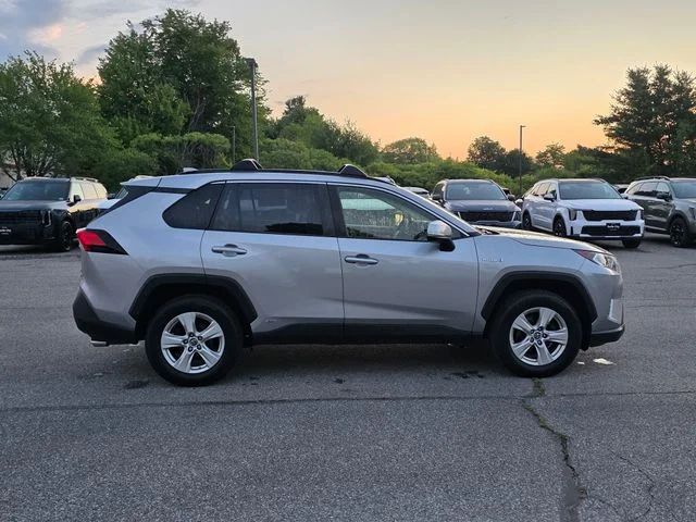 Used 2019 Silver Sky Metallic Toyota XLE image 9