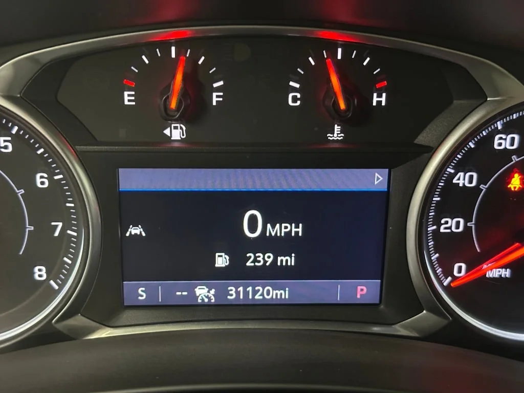 Used 2021 WHITE FROST TRICOAT GMC SLT image 3