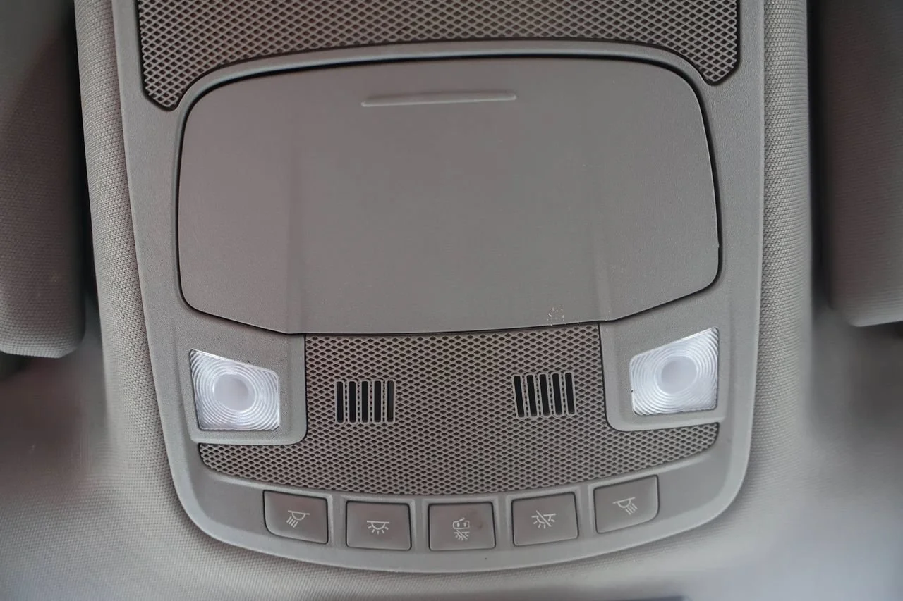 Used 2022 White Ford XLT image 24