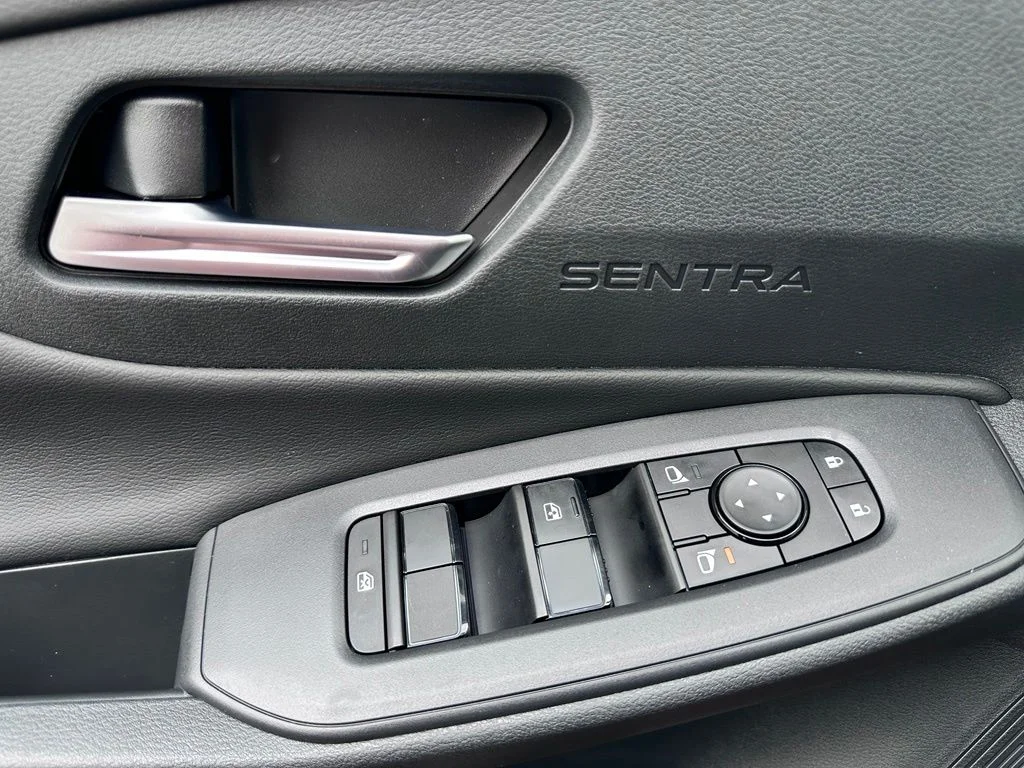 New 2026 Scarlet Ember Tintcoat Nissan SV image 29
