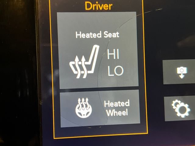 Used 2019 White Jeep Limited image 28