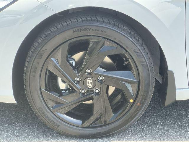 New 2026 White Hyundai SEL Sport image 15