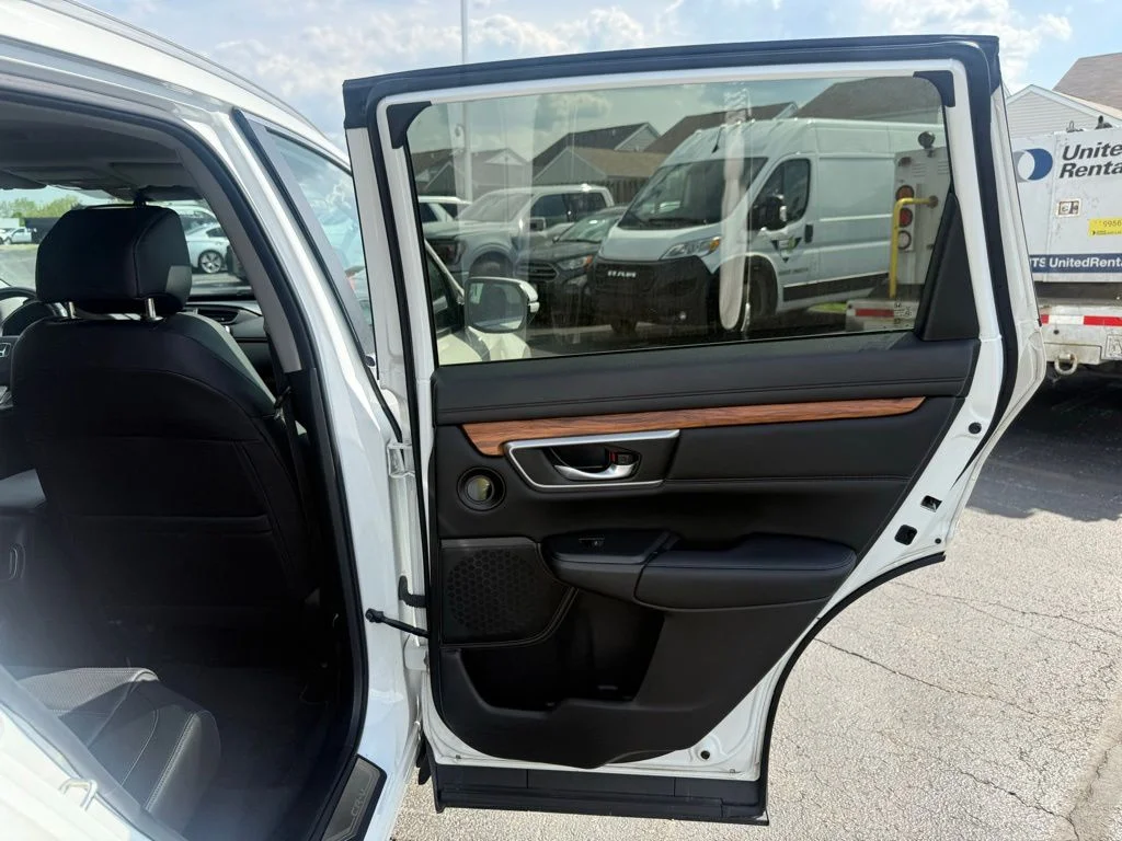 Certified Used 2020 White Honda Touring image 51