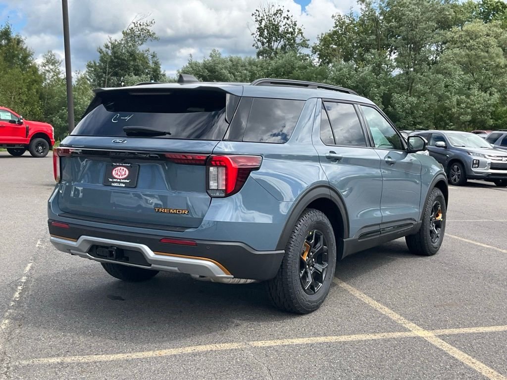 New 2026 Vapor Blue Metallic Ford Tremor® image 29