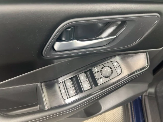 Used 2026 Blue Nissan SV image 13