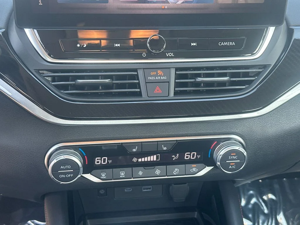 Used 2025 Gray Nissan 2.5 SR image 29