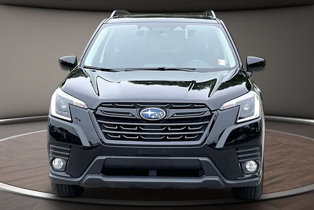 Used 2022 Black Subaru Premium image 3