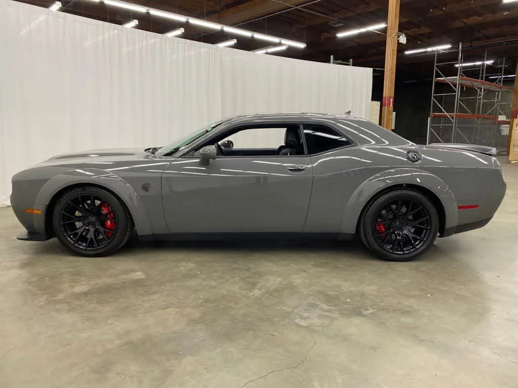 Used 2019 Destroyer Gray Clearcoat Dodge SRT Hellcat Redeye image 3