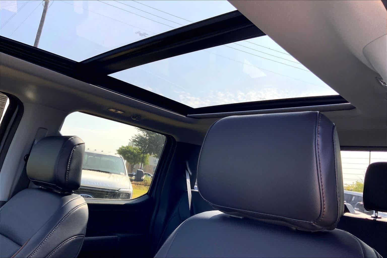 New 2026 Carbonized Gray Metallic Ford F-250® Lariat® image 17