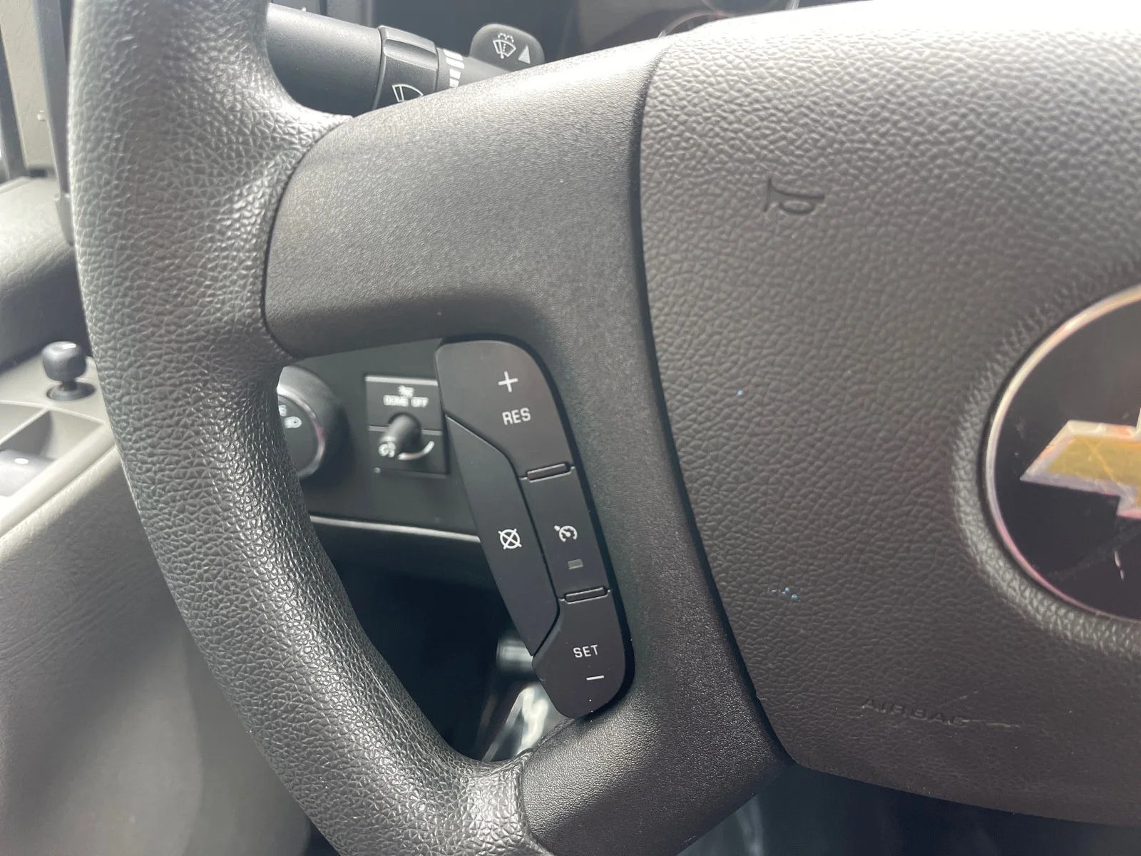 2023 Chevrolet Express Passenger LS - Photo 24