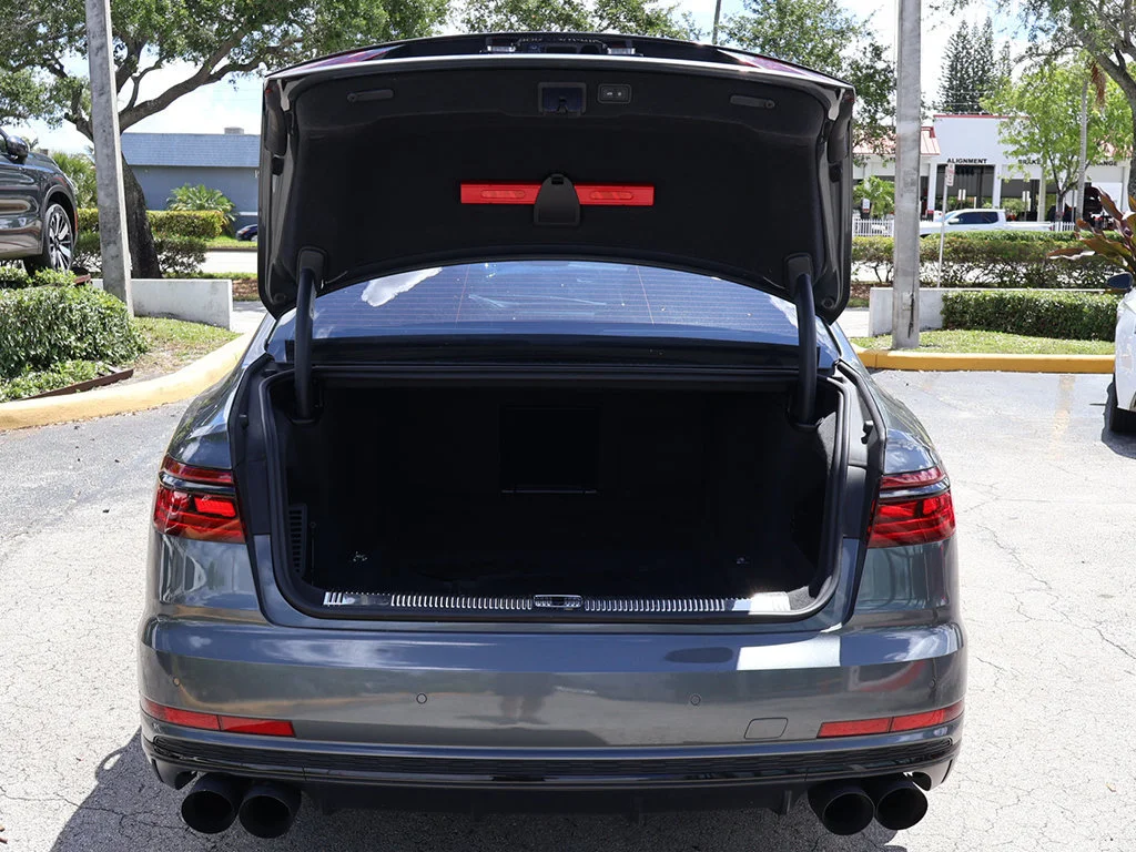 Used 2020 Gray Audi 4.0T image 26