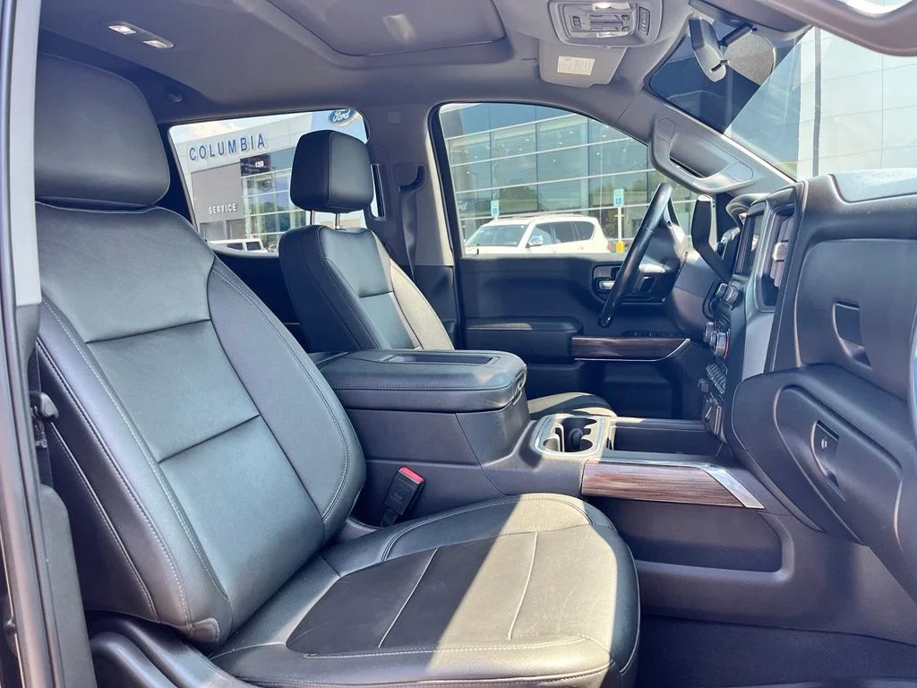 Used 2022 Black Chevrolet RST image 7
