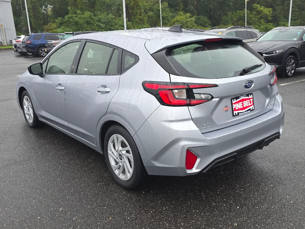 Used 2024 Ice Silver Metallic Subaru  image 13
