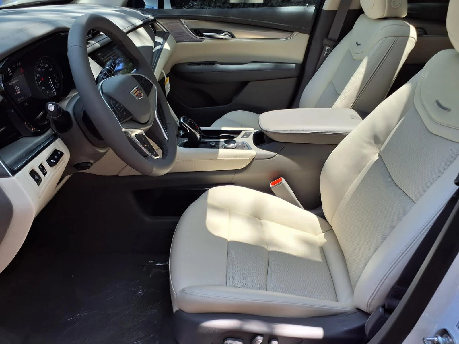 New 2026 Crystal White Tricoat Cadillac Premium Luxury image 11