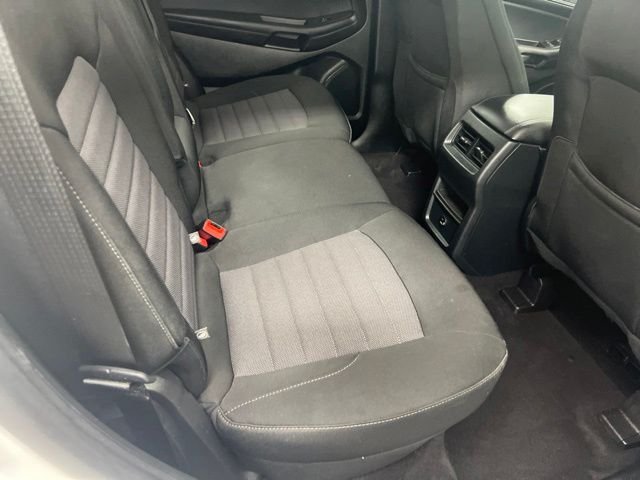 Used 2022 Oxford White Ford SE image 23
